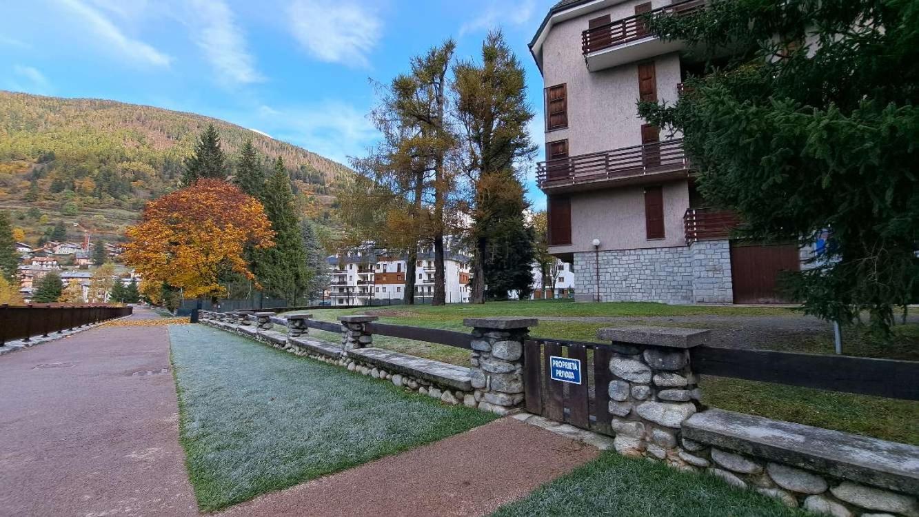 Appartamento Vacanze Graynite-Meadows Ponte Di Legno Exterior foto